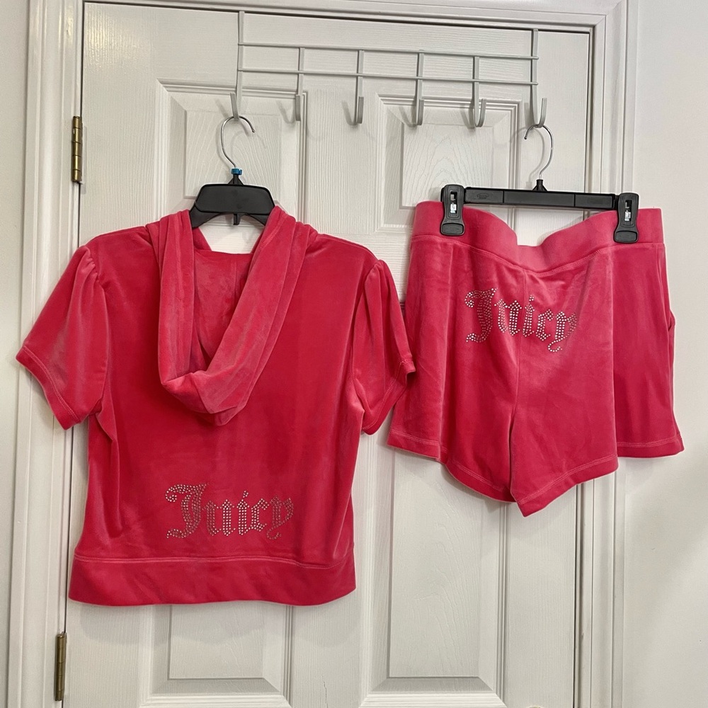 Juicy Couture Velour Tracksuit Set Watermelon Pink Hoodie & Shorts Y2K – NWT L - Picture 3 of 6
